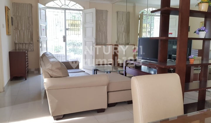 Rumah Asri Bagus Siap Huni Cluster Oakwood Lippo Cikarang