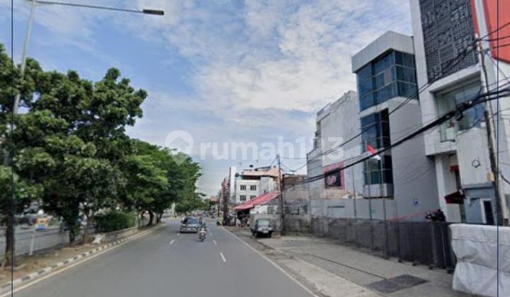 For Rent: Shop House in Pasar Baru, Area 110.76m², Only 365 Million/Year!! Suitable for Offices!! 11 AC Units!! Central Jakarta 2