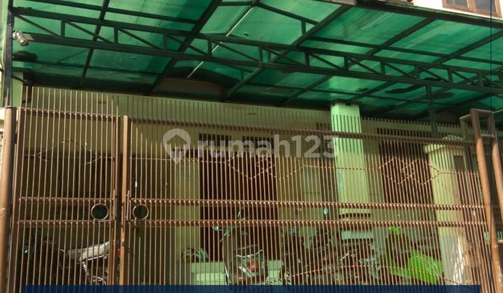 Dijual Cepat Rumah Kost Di Grogol 33 Kamar 3,5 Lt, Luas 243m2 Hanya 9 Miliar!! Jakbar Dijual Cepat Rumah Kost Di Grogol 33 Kamar 3,5 Lt, Luas 243m2 Hanya 9 Miliar!! Jakbar