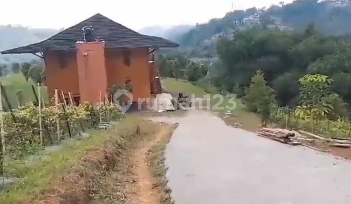 Dijual Lahan Murah Kebun Penuh Buah2an Plus Villa Kayu Di Sukabumi Luas 7 Ha Hanya 115rb/m2!! Termurah Dibawah Pasaran!!
