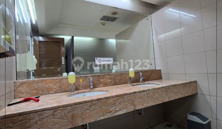 For Rent Office Space in ITC Kuningan, 215m2 Only 210 Million/Year and For Sale Only 4.5 Billion!! South Jakarta