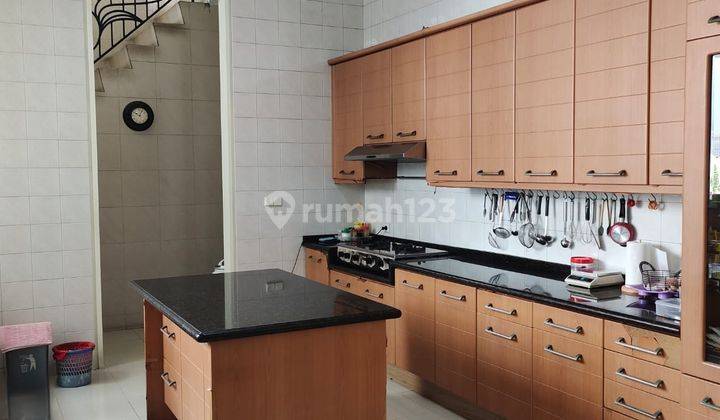 Rumah Mewah Pluit Model Classic Siap Huni Dengan Akses Yang Mudah 2