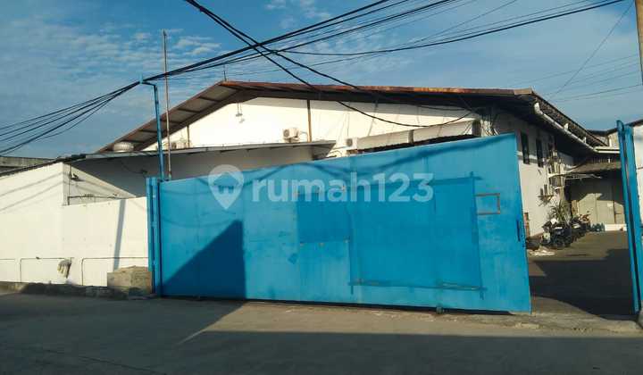 Warehouse for Sale in Kapuk Prime Location, Negotiable Price Until Deal.