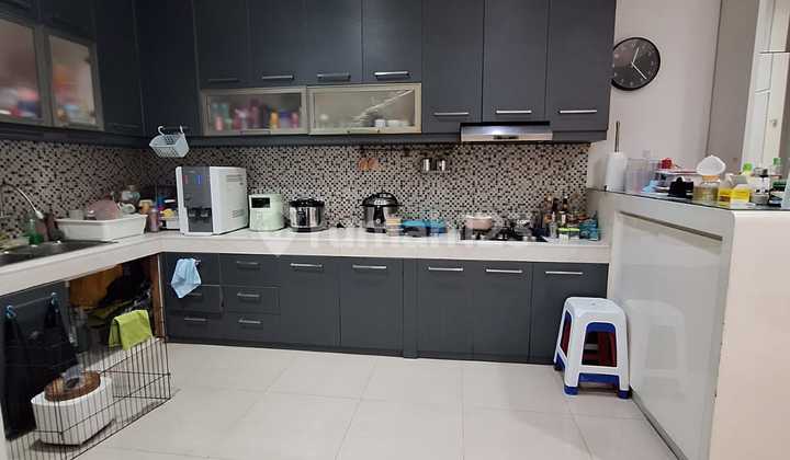 For Sale West Pluit Ready to Occupy Semi Furnished House 2