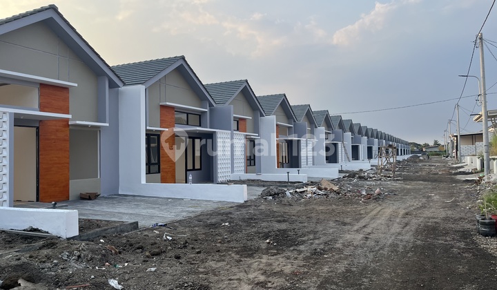 Rumah Baru Perumahan Griya Freya Damarsi Juanda 2
