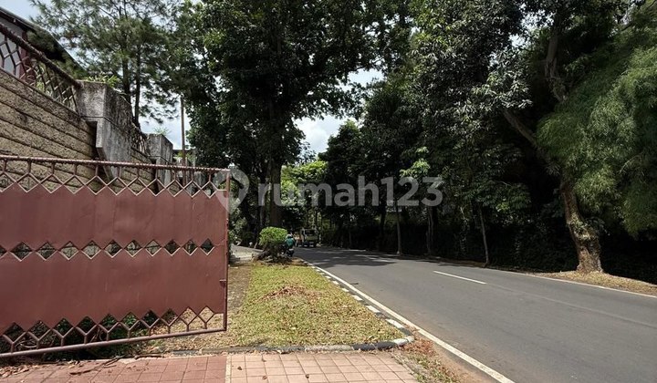 Dijual Rumah Hitung Tanah Dibawah Pasar Dijual Rumah Hitung Tanah Dibawah Pasar
