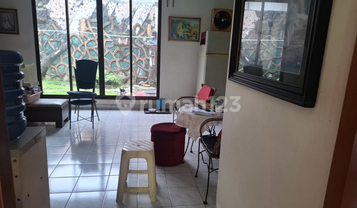 Dijual Rumah Dalam Komplek Megapolitan Blok G