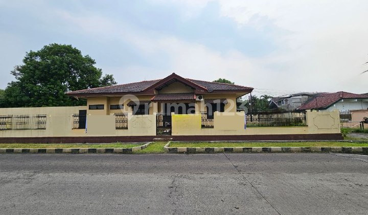 Rumah homy dengan tanah super luas Gandul, dekat Pondok Labu 2