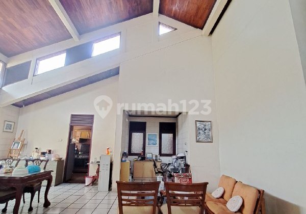 Rumah Hitung Tanah di Cirendeu 2