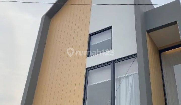 Rumah Cantik Dengan View Danau Rumah Bagus SHM di Naira Residence 2 Lake View, Jl. Suradita, Suradita, Cisauk, Tangerang, Banten, Indonesia, 15343, Cisauk 2