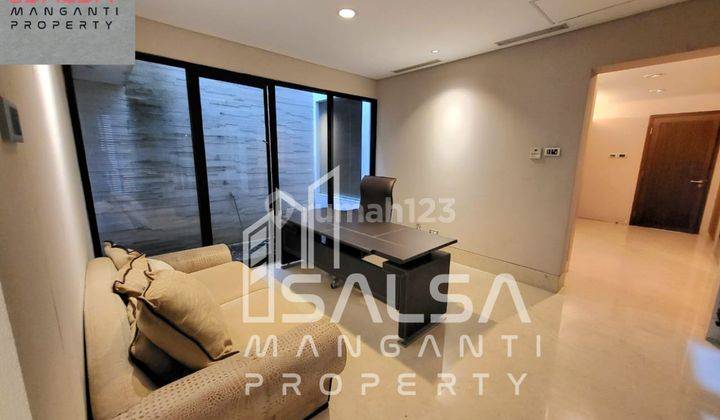 Disewakan Cepat Rumah Mewah  Furnish Ada Home Theater dan Double Gate  Harga Rp.1,8M an Lokasi Strategis Area Pejabat Ambassy Kedutaan Dan Dekat Mega Kuningan Dan Kebayoran Baru Dan Senayan Dan Sudirman Area  Menteng Jakarta Pusat 3