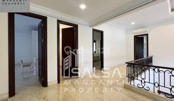 DISEWAKAN CEPAT RUMAH MEWAH SEMI FURNISH DEKAT SEKOLAH JIS DAN MALL PONDOK INDAH HARGA RP.800 JUTAAN AREA PONDOK INDAH JAKARTA SELATAN 9
