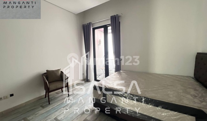 DISEWAKAN RUMAH CANTIK BANGUNAN 2 LANTAI FURNISH SIAP HUNI HARGA 750 JUTA AREA MENTENG KUNINGAN KEBAYORAN BARU LOKASI STRAYEGIS AREA MENTENG JAKARTA PUSAT 6