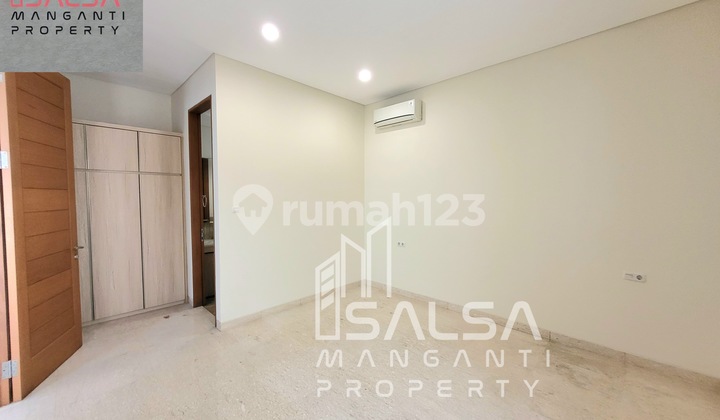 DISEWAKAN CEPAT RUMAH MODERN MINI.ALIS SIAP HUNI HARGA RP.600 JUTA LOKASI STRATEGIS DEKAT SEKOLAH DAN PERBELANJAAN AREA KEMANG JAKARTA SELATAN 6
