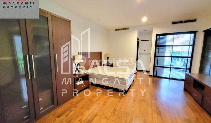 Disewakan Cepat Rumah Mewah  Furnish Ada Home Theater dan Double Gate  Harga Rp.1,8M an Lokasi Strategis Area Pejabat Ambassy Kedutaan Dan Dekat Mega Kuningan Dan Kebayoran Baru Dan Senayan Dan Sudirman Area  Menteng Jakarta Pusat 8