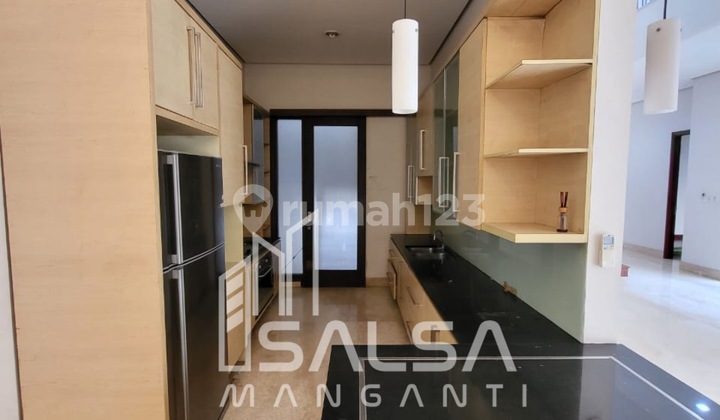 DISEWAKAN CEPAT RUMAH CANTIK ASRI SIAP HUNI HARGA RP.782 JUTA LOKASI DEKAT MABES DAN SCBD DAN SENOPATI AREA KEBAYORAN BARU JAKARTA SELATAN 8
