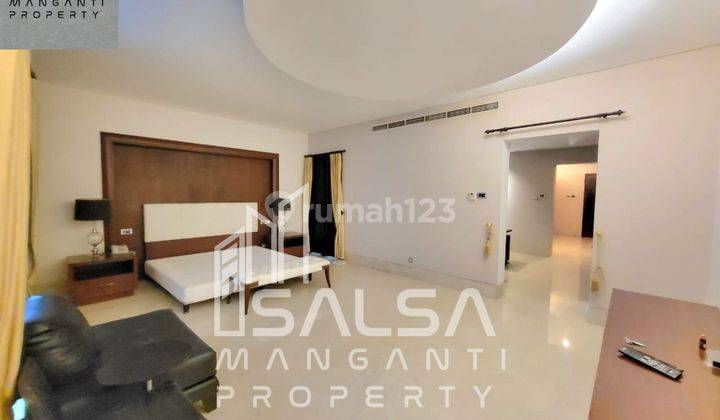 Disewakan Cepat Rumah Mewah  Furnish Ada Home Theater dan Double Gate  Harga Rp.1,7 M an Lokasi Strategis Area Pejabat Ambassy Kedutaan Dan Dekat Mega Kuningan Dan Kebayoran Baru Dan Senayan Dan Sudirman Area  Menteng Jakarta Pusat 2