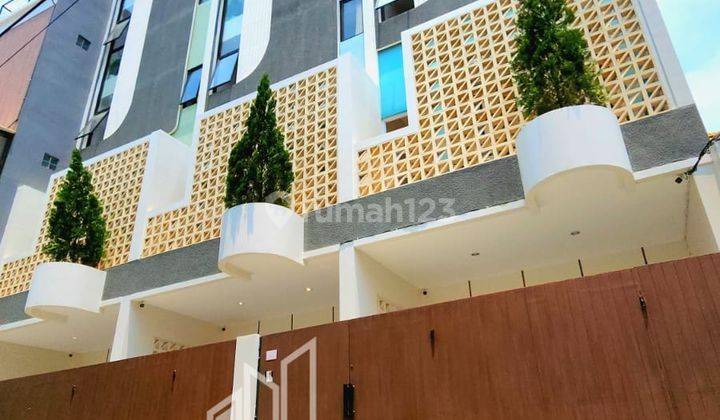 Dijual Cepat kost terisi full  BANGUNAN BARU JARANG ADA Harga Murah Rp.6 M an Kost di GROGOL yg Dekat Kampus dan Kantor* *Dekat dgn 2 KAMPUS (Untar, Trisaksi) dan 4 MALL (NEO Soho, Central Park, Taman Anggrek dan CitraLand)* Area Grogol Jakarta 1