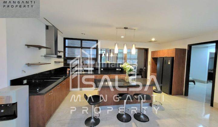 Disewakan Cepat Rumah Mewah  Furnish Ada Home Theater dan Double Gate  Harga Rp.1,8M an Lokasi Strategis Area Pejabat Ambassy Kedutaan Dan Dekat Mega Kuningan Dan Kebayoran Baru Dan Senayan Dan Sudirman Area  Menteng Jakarta Pusat 5