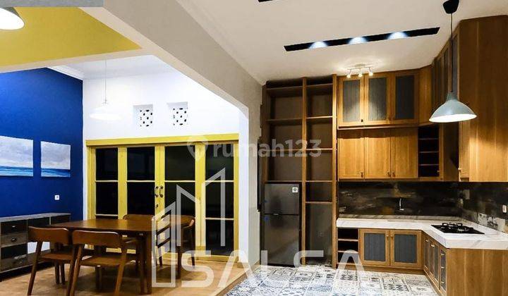 Quick Sale: Affordable house with large 404 sqm land, cheap price near an international school, perfect for investment in Kemang Pejaten area, South Jakarta 1
