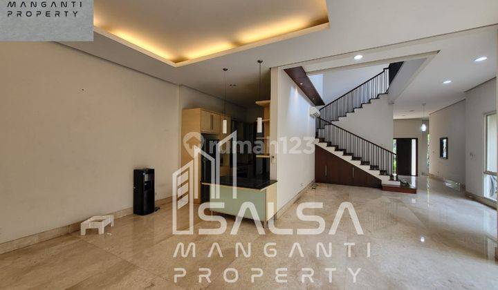 DISEWAKAN CEPAT RUMAH CANTIK ASRI SIAP HUNI HARGA RP.782 JUTA LOKASI DEKAT MABES DAN SCBD DAN SENOPATI AREA KEBAYORAN BARU JAKARTA SELATAN 6