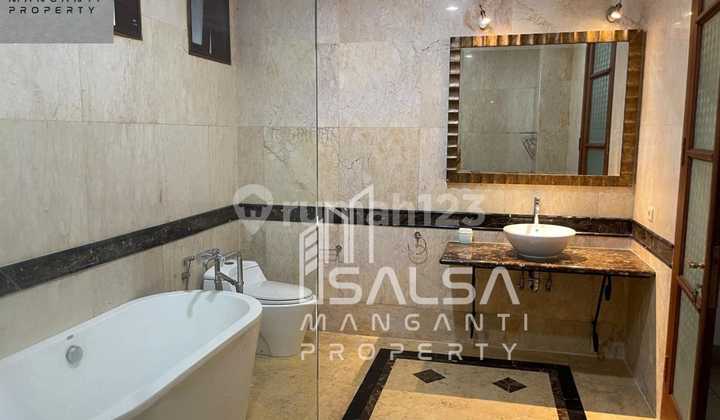 Disewakan Rumah Cantik Siap Huni Harga Murah 500 Jutaan Prime Area Kemang Jakarta Selatan 8