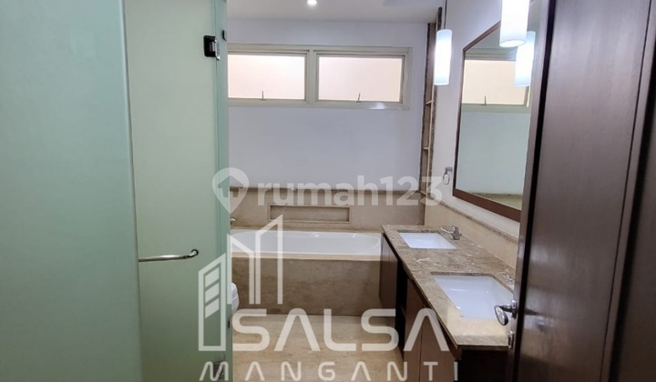 DISEWAKAN CEPAT RUMAH CANTIK ASRI SIAP HUNI HARGA RP.782 JUTA LOKASI DEKAT MABES DAN SCBD DAN SENOPATI AREA KEBAYORAN BARU JAKARTA SELATAN 13