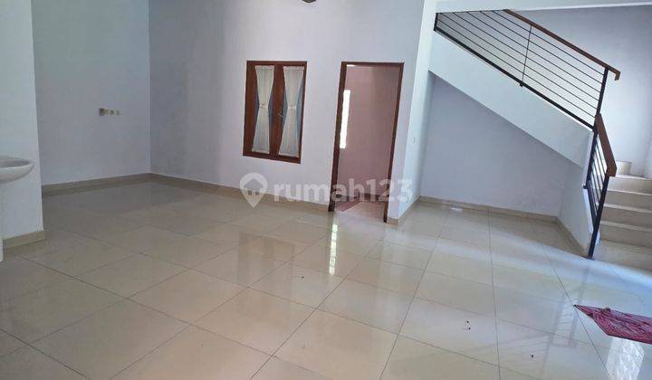Disewakan Cepat Rumah Bagus Di The Green Bsd 2