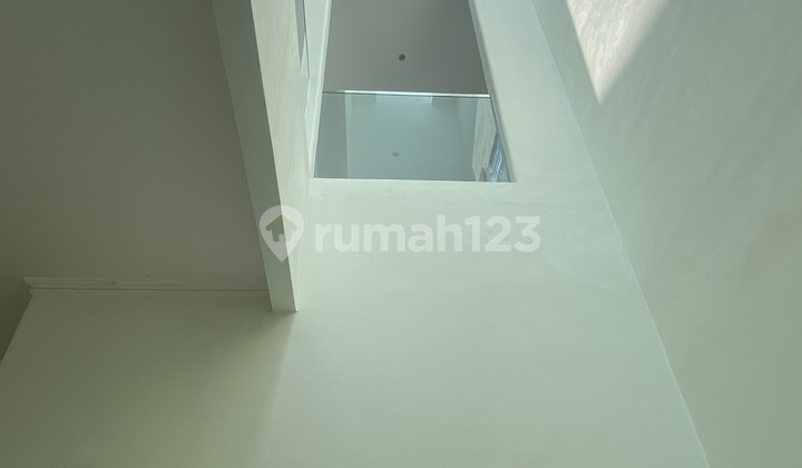 For Sale Rumah Sangat Terawat @Anggrek Loka Sektor 2.1 BSD 2