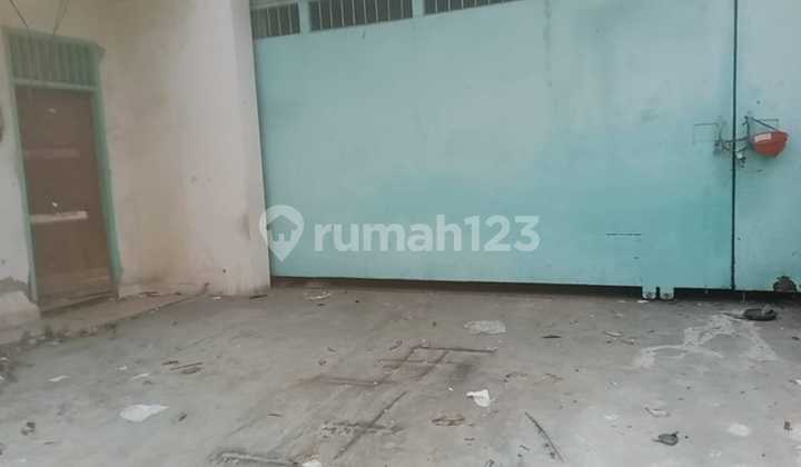 Warehouse For Sale, Ready to Occupy, Strategically Located in West Jakarta.