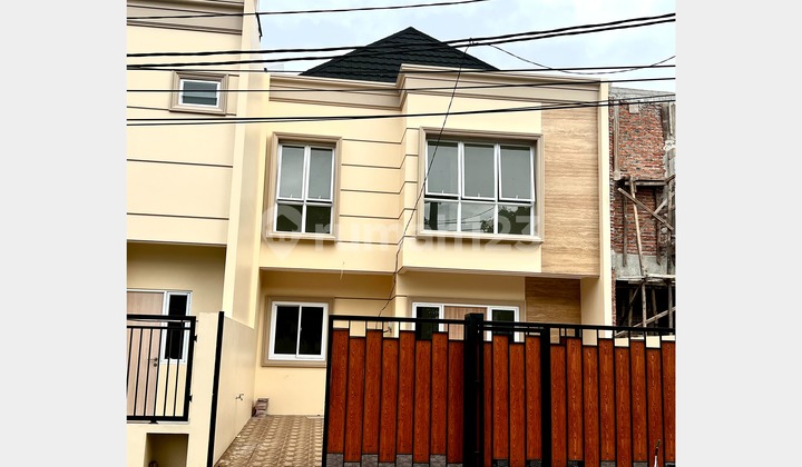 2-Storey House in Gading Serpong Sector, Tangerang