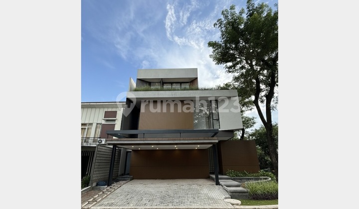 Beautiful Home Lift Up to 3rd Floor in Foresta BSD, South Tangerang Beautiful Home Lift Up to 3rd Floor in Foresta BSD, South Tangerang