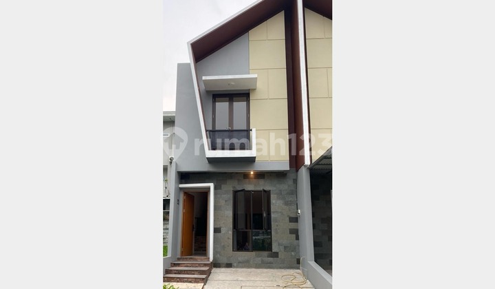 Rumah Model Industrial di Kencana Ext BSD, Tangerang Selatan