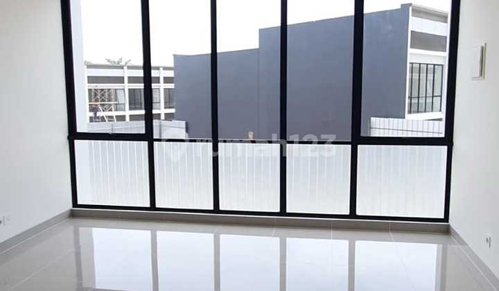 For Rent Sorento 2-Storey Shophouse in Gading Serpong, Tangerang For Rent Sorento 2-Storey Shophouse in Gading Serpong, Tangerang