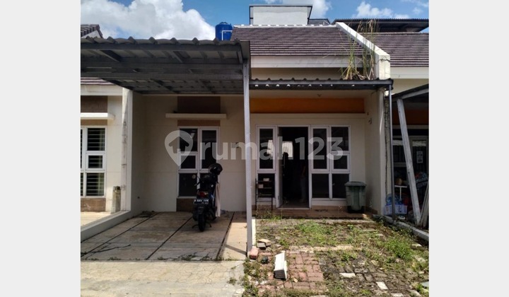 Rumah Bagus Lingkungan Asri di Serpong Paradise, Tangerang Selatan Rumah Bagus Lingkungan Asri di Serpong Paradise, Tangerang Selatan