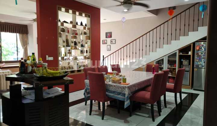 Rumah 3 Lantai Hook Cluster Aurora - Renata Alam Sutera, Tangerang Selatan 2