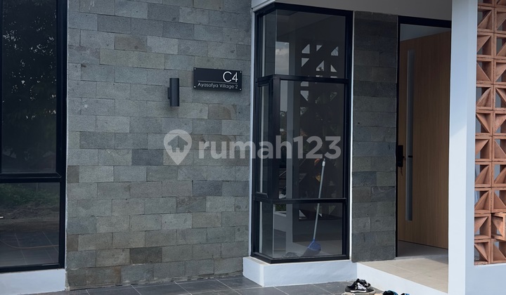 Di Jual Rumah Dinding Bata Merah Dekat Pintu Tol Cimanggis 2