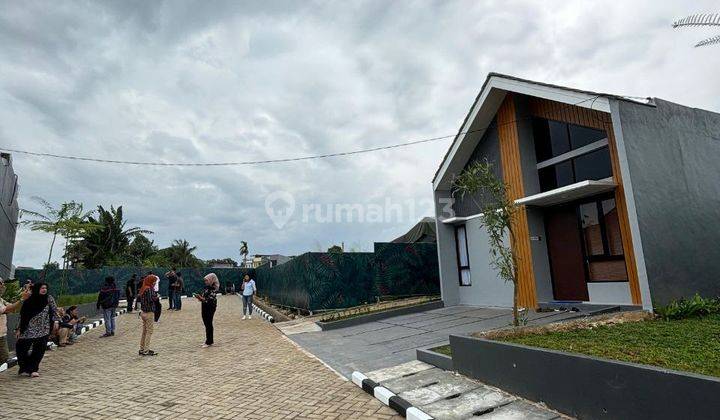 Rumah Dengan Banyak Fasilitas Di Dalam Perumahan 2