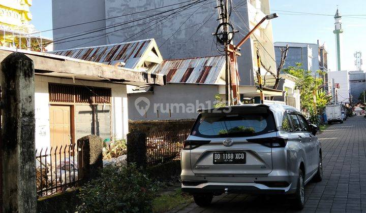 Dijual Rumah SHM di Jl. Gunung Salahutu 1, Makassar 2