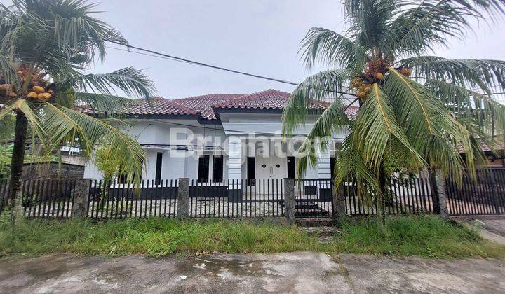 RUMAH CANTIK DISEWAKAN DI PERUM DAKSA BALIKPAPAN 1