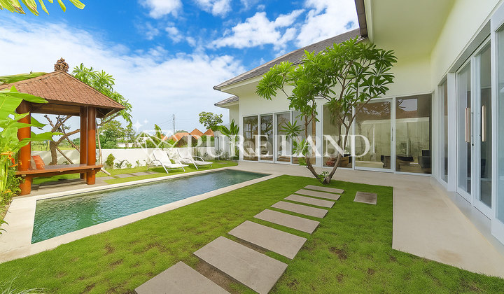 2BR Villa with Ricefield View in Sanur