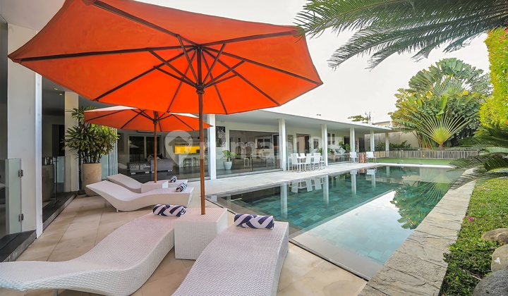 3Br Spacious Prime Villa In Seminyak
