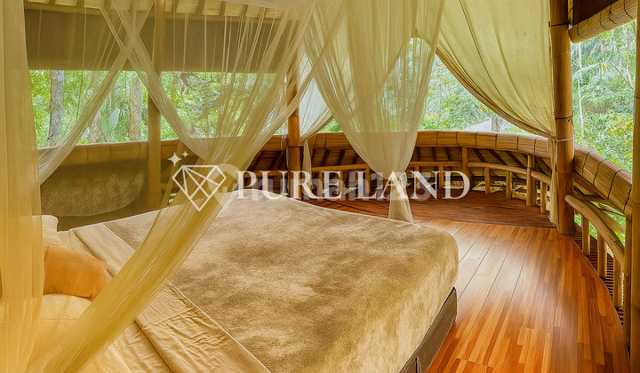1BR Spacious Riverfront Bamboo Villa in Ubud 2