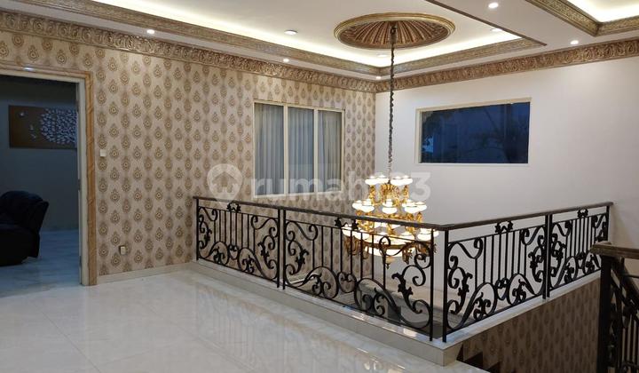 Beautiful House for Rent Emerald Mansion Lippo Cikarang