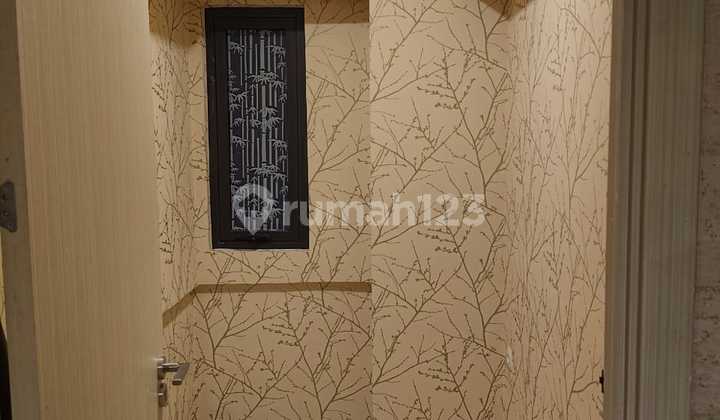 Rent a New 4-Bedroom Meikarta Apartment Ready to Use