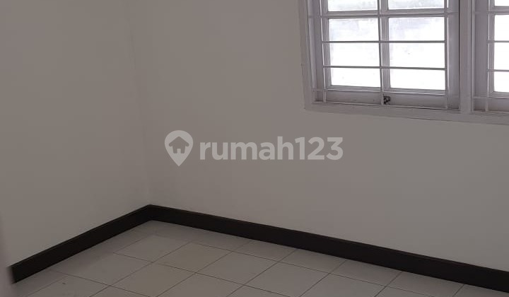 Rumah murah Camar Bintaro Sektor 3, strategis dekat bintaro plaza 2