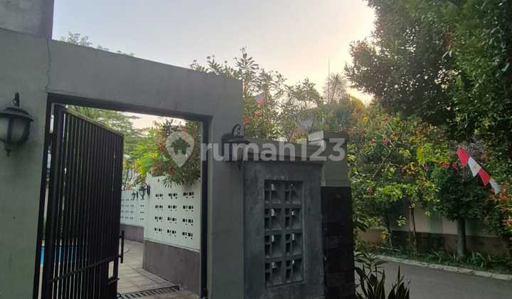 Disewakan Rumah Cantik Dan Asri Di Trevista Rempoa.ciputat Timur.tangerang Selatan 2