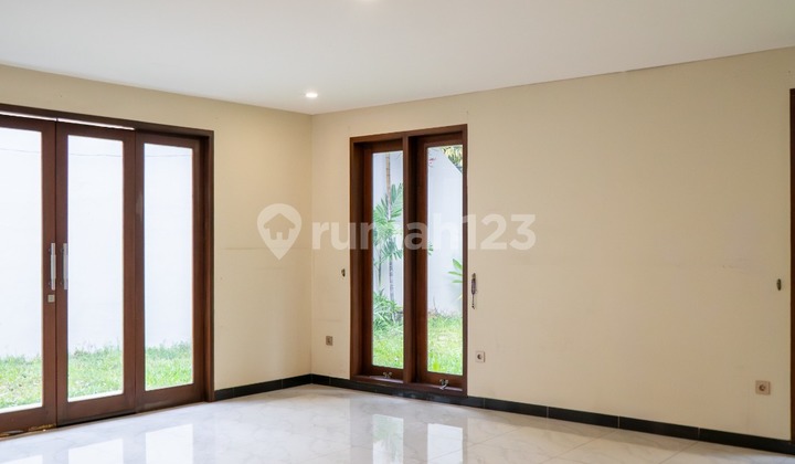 For Sale Luxury House in Menteng Dalam - Tebet