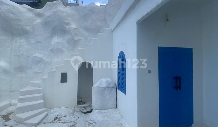 Rumah Studio Indah Lokasi Strategis Ada Swimming Pool di Kemang, Jakarta Selatan