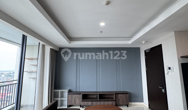 Luxurious Wang Residence Apartment 2 BR Fully Furnished in Kedoya, West Jakarta